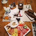 Bed & Breakfast Gaestehaus Weitblick