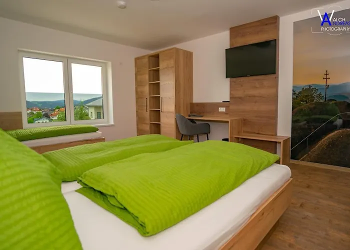 Bed & Breakfast Gaestehaus Weitblick