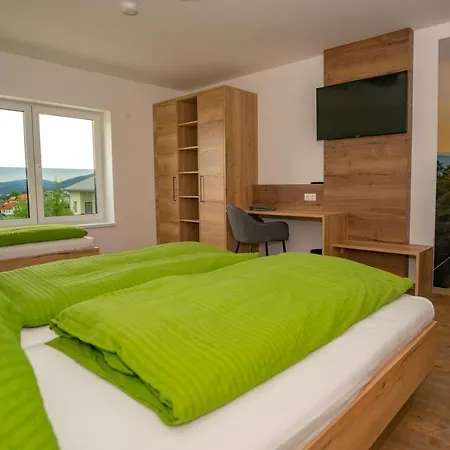Bed & Breakfast Gaestehaus Weitblick