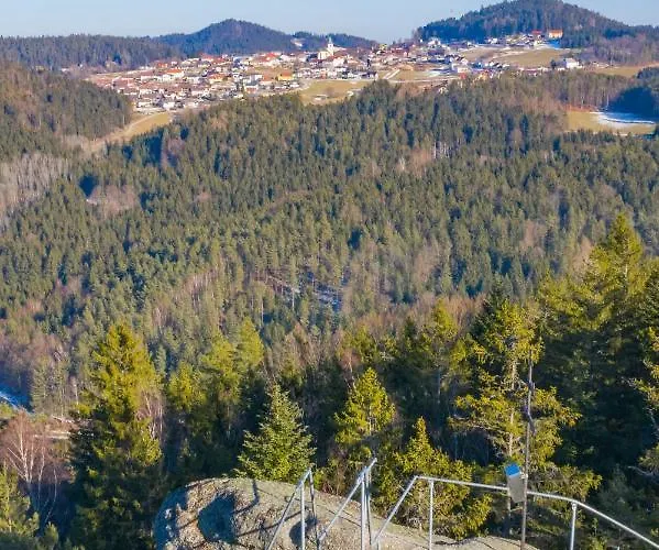 Gaestehaus Weitblick 3*